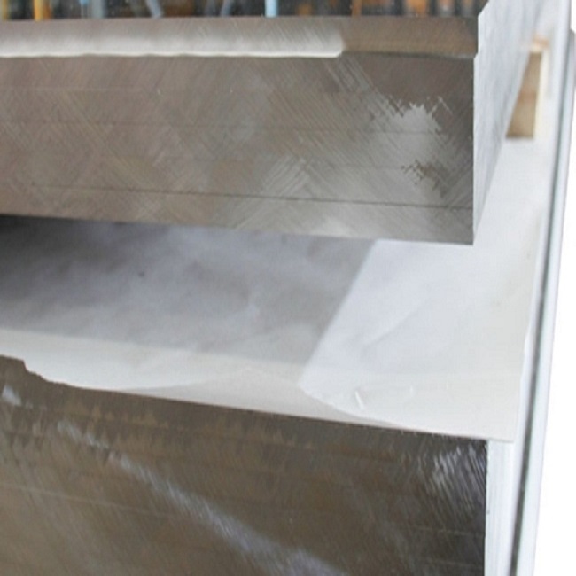 Aluminum oxide plate