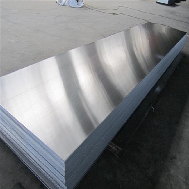 Anodized aluminum plate