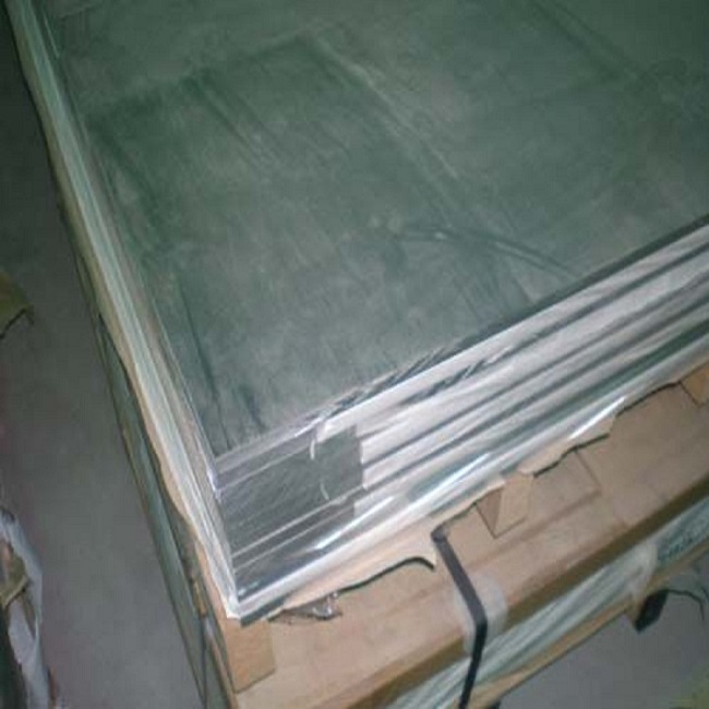 Aluminum oxide plate